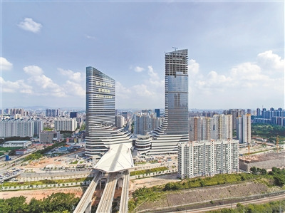 凱達(dá)爾樞紐廣場(chǎng)