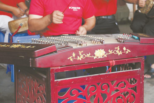 吹拉彈，是普通人對(duì)十番樂(lè)隊(duì)的基礎(chǔ)印象。它曾是客家人生活中的日常美學(xué)。 吳雅藝 攝