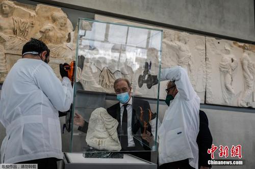 帕特農(nóng)神廟石雕碎片暫返衛(wèi)城 補(bǔ)全希臘眾神觀看游行場(chǎng)景