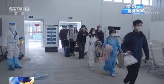 各地海關(guān)嚴密關(guān)注全球疫情 嚴守國門一線防止境外疫情輸入