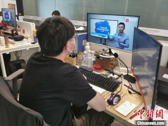 廣州推出多個(gè)創(chuàng)新創(chuàng)業(yè)比賽大學(xué)生參與踴躍