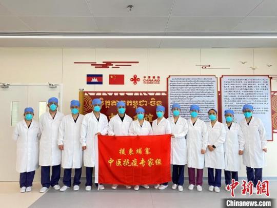 中國援柬中醫(yī)張大武:升華中柬醫(yī)患友誼的“關(guān)鍵鑰匙”