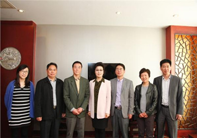 市僑辦領導會見加拿大蘇州同鄉(xiāng)會會長金錦平(左三)一行