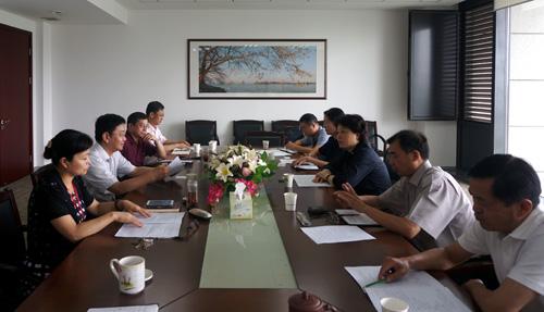 江蘇省僑辦副主任季俊秋一行來(lái)錫指導(dǎo)工作