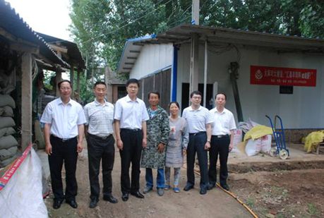 新加坡僑眷家庭受扶持后養(yǎng)殖場景