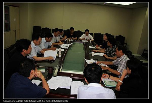 8月20日省僑辦副主任季俊秋一行赴鎮(zhèn)江對(duì)接2014“海外江蘇之友”活動(dòng)