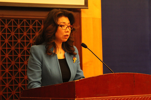 中國僑網(wǎng)當(dāng)選遼寧省僑聯(lián)主席后王朝霞發(fā)表講話