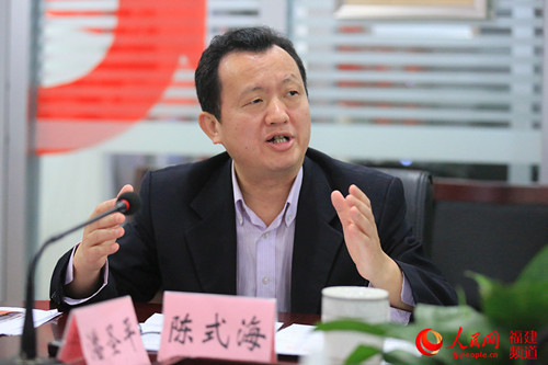 中國僑網(wǎng)福建省僑聯(lián)副主席陳式海在研討會上發(fā)言。(鄒家驊 攝)
