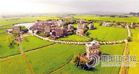 斗山鎮(zhèn)旅游資源豐富,創(chuàng)建“鄉(xiāng)村旅游示范鎮(zhèn)”的條件得天獨(dú)厚。