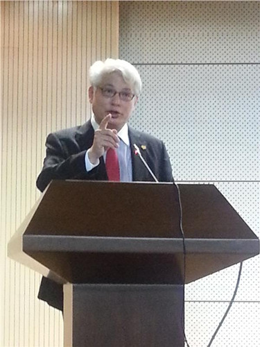 蔣豐先生在南京大學(xué)演講