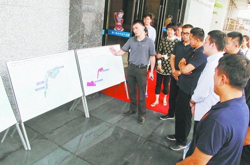 廈門市僑聯(lián)組織新僑考察自貿(mào)試驗區(qū)(資料圖)