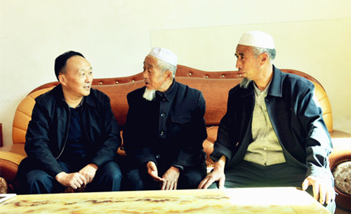 樊向勤走訪困難僑眷