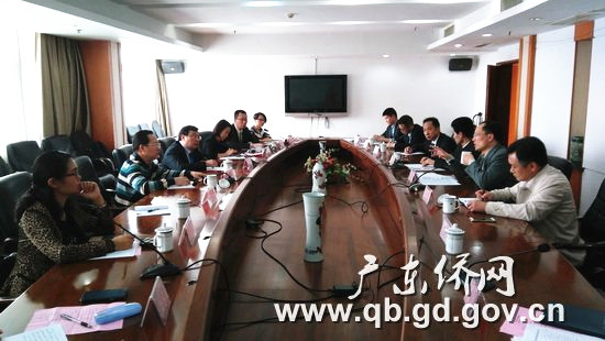 4月13日上午,廣東省僑辦在浙江省外僑辦學習交流(左二為廣東省僑辦副主任鄭建民,右二為浙江省外僑辦副主任陳安)