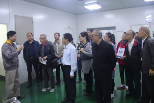 山西長治市僑聯(lián)開展歸僑僑眷重陽節(jié)參觀聯(lián)誼活動