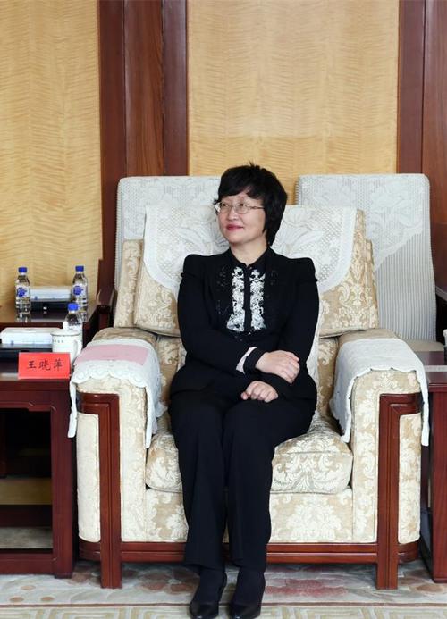 中國(guó)僑網(wǎng)新任吉林省委常委、宣傳部長(zhǎng)王曉萍亮相(圖片來(lái)源:中國(guó)吉林網(wǎng))
