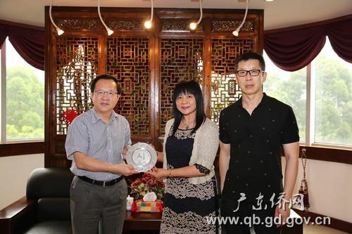 中國僑網(wǎng)合影留念 (圖/陳雄)