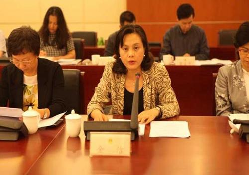中國僑網(wǎng)蘇州市人大常委會主任會議專題聽取僑務(wù)工作匯報(bào)
