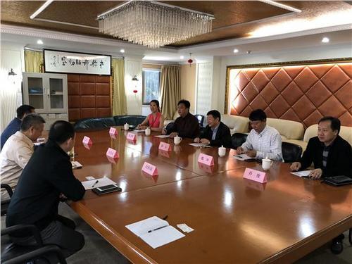 中國(guó)僑網(wǎng)座談交流。(圖片來(lái)源:江蘇省僑辦網(wǎng)站)