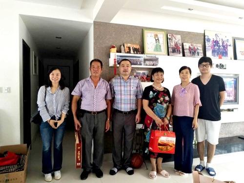 中國(guó)僑網(wǎng)合影