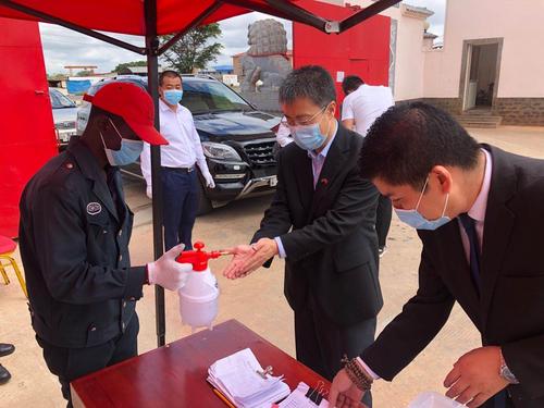 中國僑網(wǎng)圖片來源:中國駐贊比亞使館網(wǎng)站