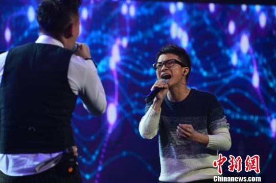 中國僑網(wǎng)周深