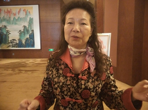 中國(guó)僑網(wǎng)列席“兩會(huì)”海外僑胞、德國(guó)法蘭克福市政府外國(guó)人事務(wù)參事會(huì)議員顧裕華