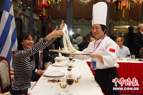 中國僑網(wǎng)(希臘《中希時報》/王洪普 攝)