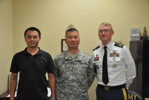 羅蘭岡陸軍征兵站主任Thmothy