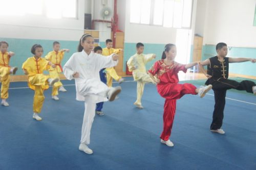 (美國《僑報》)