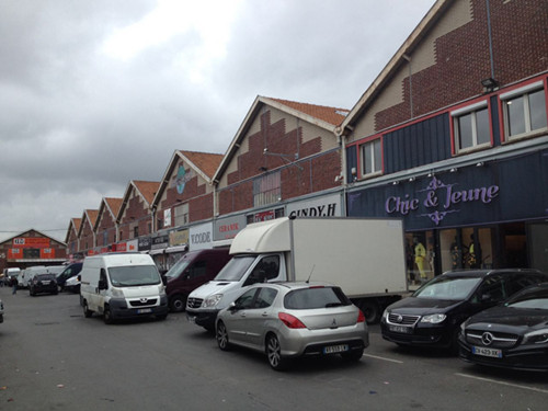 華人商圈對勞動法改革反應平淡,他們更關心經(jīng)濟蕭條的后果。(《歐洲時報》/孔帆