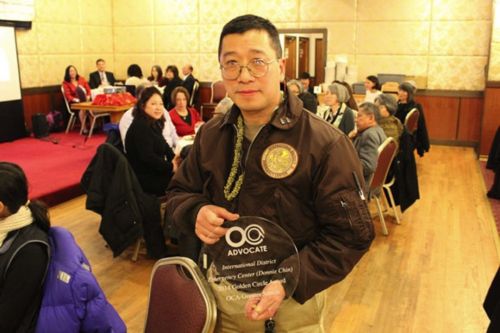 資料圖:西雅圖已故華人社區(qū)領(lǐng)袖陳榮新。(美國《僑報》援引《西雅圖時報》圖片)