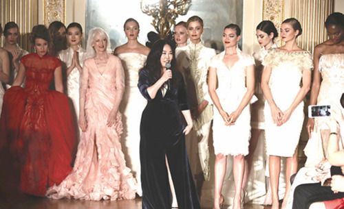 “俄羅斯夏季盛裝舞會”6月15日在蘭卡斯特宮拉開帷幕。(圖片來源:歐洲時報英國版)