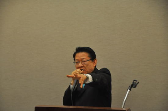 伍國慶呼吁一定要讓AB1726獲得通過。(美國《世界日報》/張越