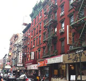 華埠重新規(guī)劃又回到桌面討論。(美國《僑報(bào)》)