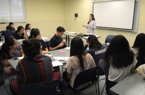 紐約華埠青年啟蒙計劃舉辦“青年論壇”。(美國《世界日報》/高夢梓