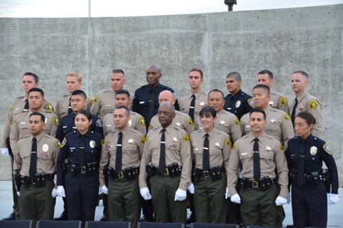 洛縣警局應(yīng)屆畢業(yè)生中亞裔面孔鳳毛麟角。(美國(guó)《世界日?qǐng)?bào)》/高梓原