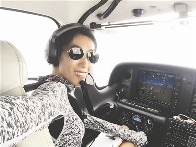 飛行中的王爭(zhēng)。