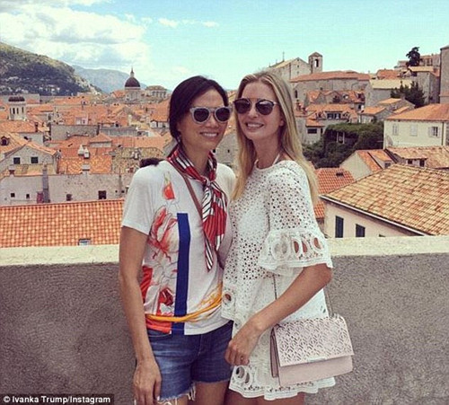 伊萬卡與鄧文迪(美國中文網(wǎng))