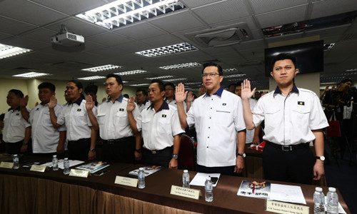 馬青雪州州團(tuán)大會首次以“領(lǐng)袖與代表同坐”的模式召開,讓領(lǐng)袖與出席