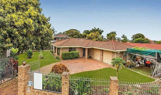 布里斯班華人區(qū)住宅拍賣持續(xù)75分鐘(澳洲《新快報》援引《澳洲9號電視臺》圖片)