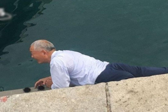 網(wǎng)絡(luò)配圖