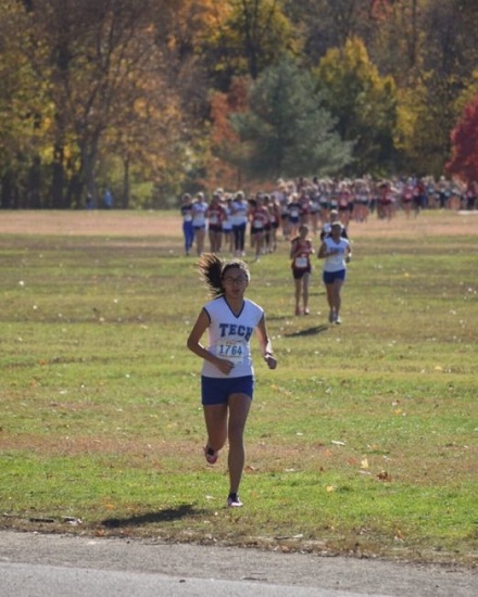 中國僑網(wǎng)趙安安熱愛跑步,曾參加全美田徑賽。(趙安安供圖)