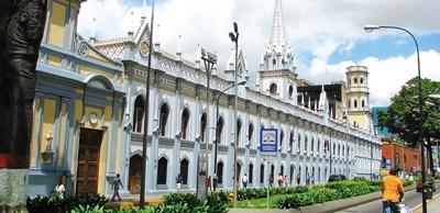 中國(guó)僑網(wǎng)圖為委內(nèi)瑞拉首都加拉加斯街景