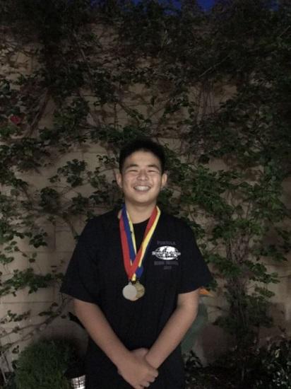 中國僑網爾灣學區(qū)最新成立的Portola高中華裔學生宋昀燊。(美國《世界日報》圖片)