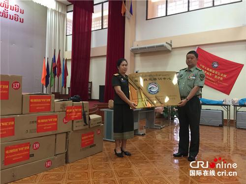 中國(guó)僑網(wǎng)解放軍援建臨床技能培訓(xùn)中心舉行揭牌儀式