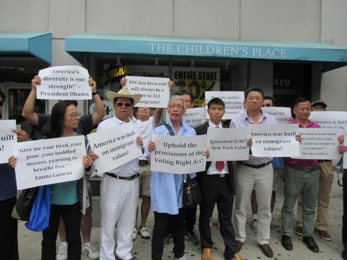 中國僑網(wǎng)哈比在個(gè)人Facebook的發(fā)言引起華人小區(qū)不滿。(美國《世界日?qǐng)?bào)》/顏嘉瑩 攝)