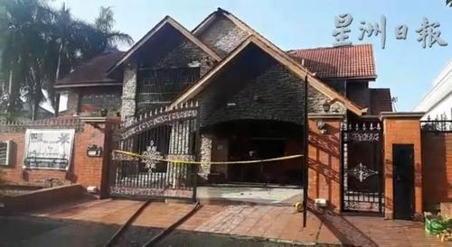 中國(guó)僑網(wǎng)加影雙溪龍鎮(zhèn)5/10路一家老人院,于13日凌晨5時(shí)半發(fā)生火患。(馬來西亞《星洲日?qǐng)?bào)》援引視頻截圖)