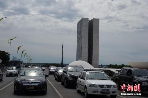 中國僑網(wǎng)資料圖:巴西首都巴西利亞街頭。(圖片來源:中新社記者 莫成雄 攝)