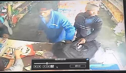 中國(guó)僑網(wǎng)案發(fā)視頻錄像。(南非華人網(wǎng) 資料圖)