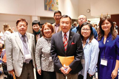 中國僑網(wǎng)舊金山多名華裔小區(qū)代表參與到峰會當中。(美國《世界日報》/李晗 攝)